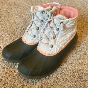 Sperry Boots in Taupe/Olive Size 7.5